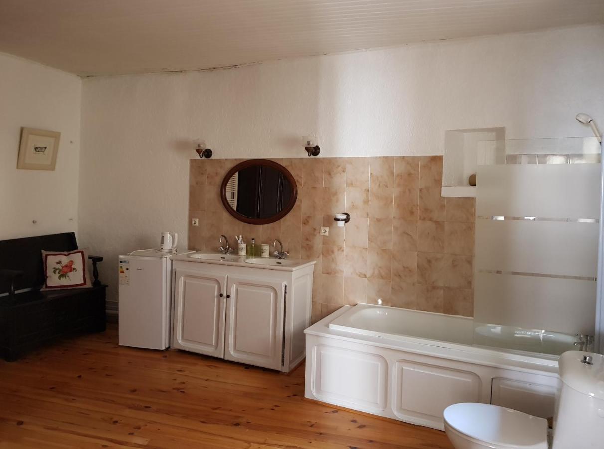 Maison Du Coquelicot Tourouzelle Стая снимка